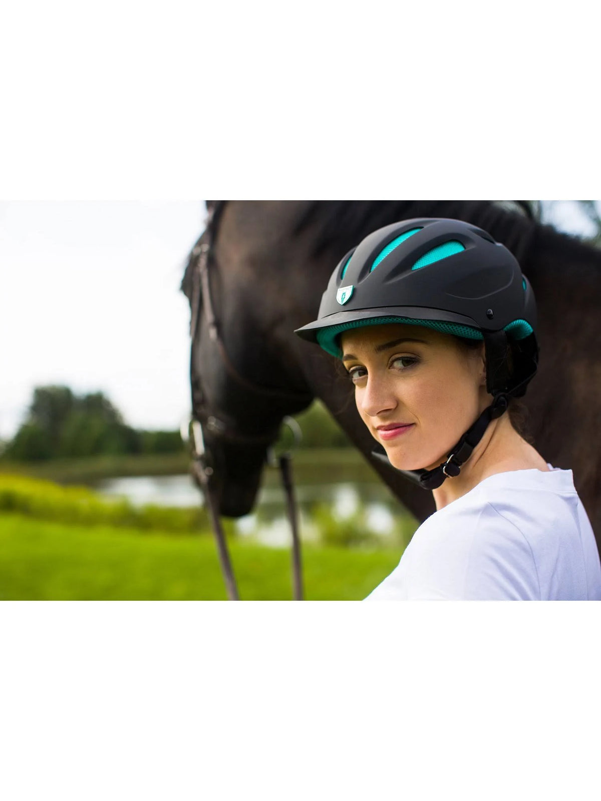 Black Medium Hybrid Helmet T8677
