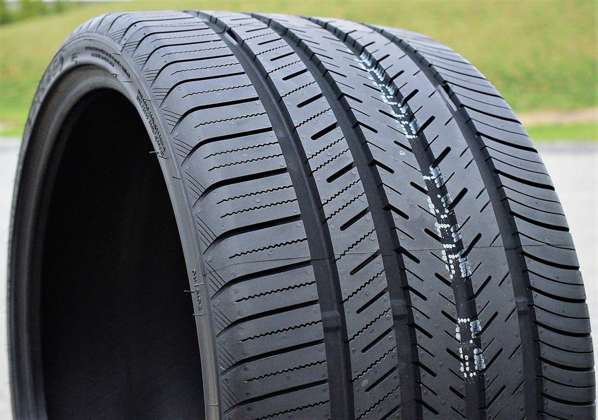 275/25R28 99W XL Ultra-High Performance All Season Tire G642