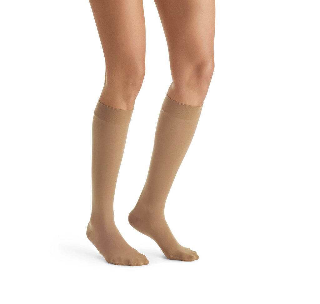 30-40 mmHg Knee High R2088
