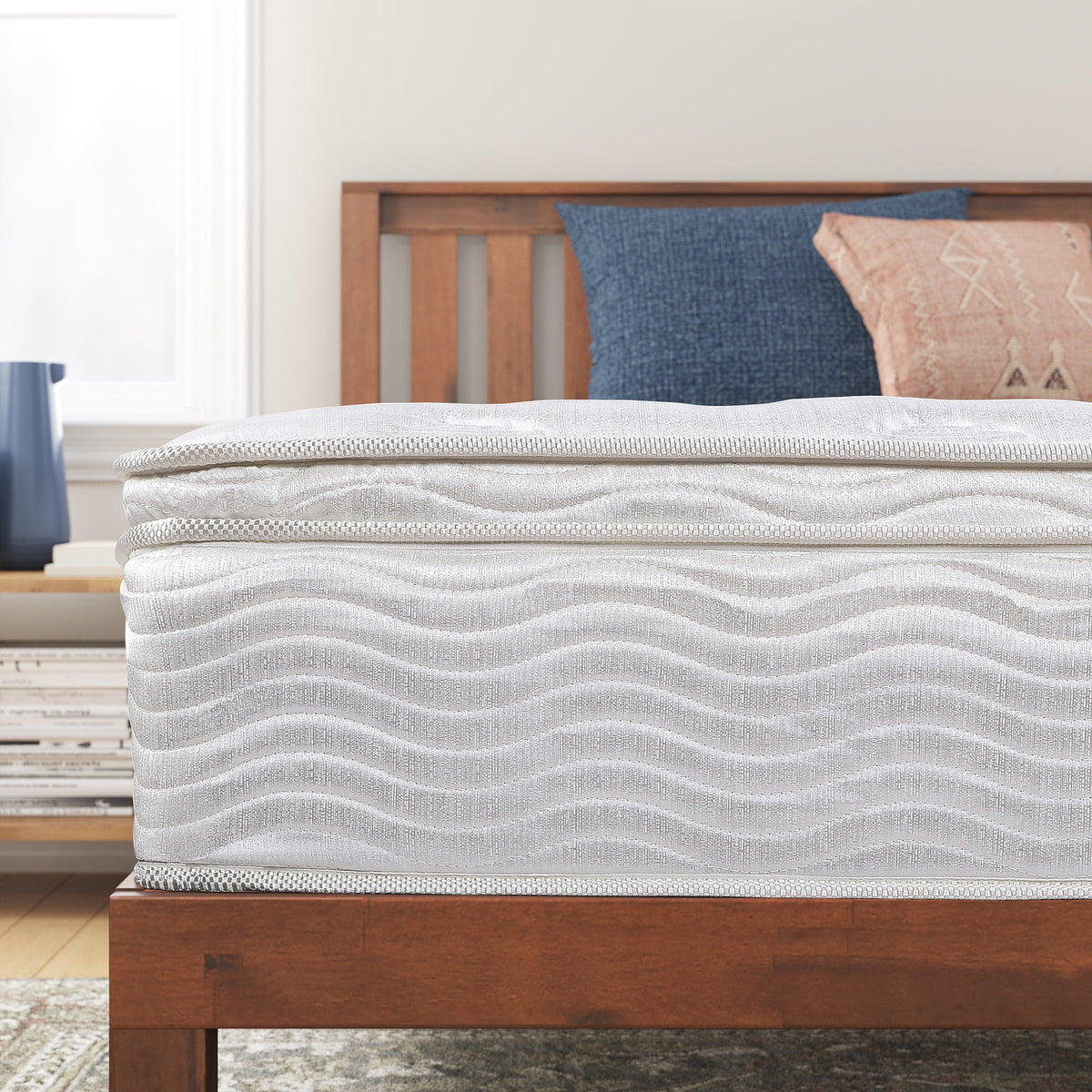Queen Mattress V986689