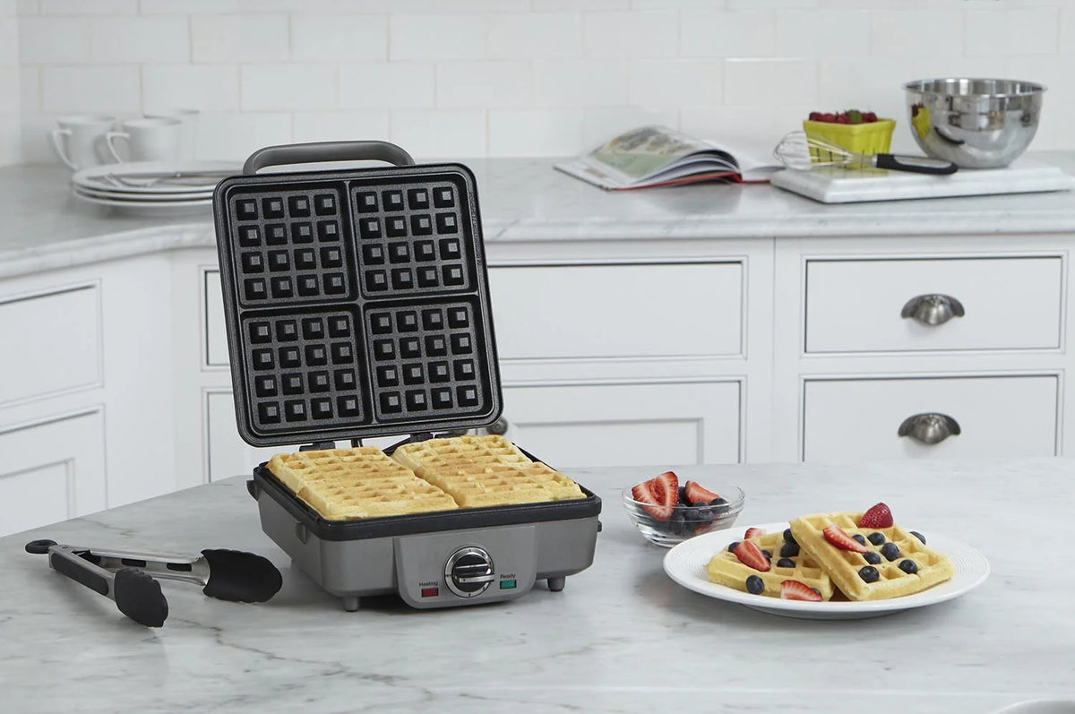 Belgian Waffle Maker with Pancake Plates Silver H5525