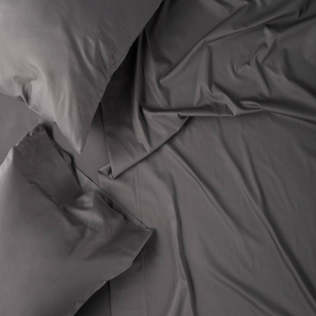 Queen 300 Thread Count Temperature Regulating Solid Sheet Set Dark Gray Z491221