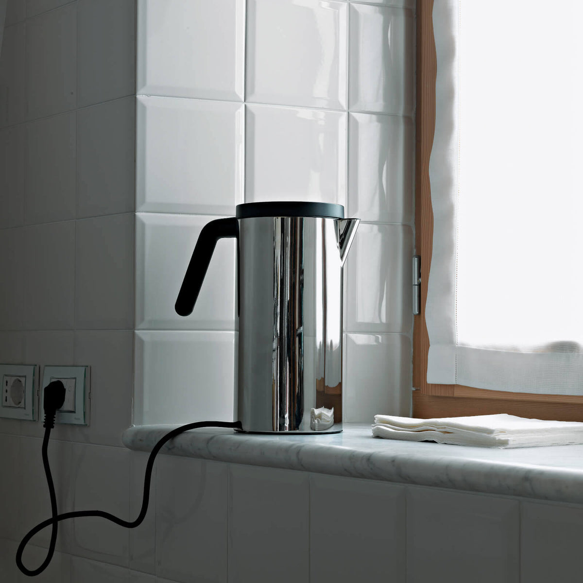White 1.4L Electric Kettle Z5171
