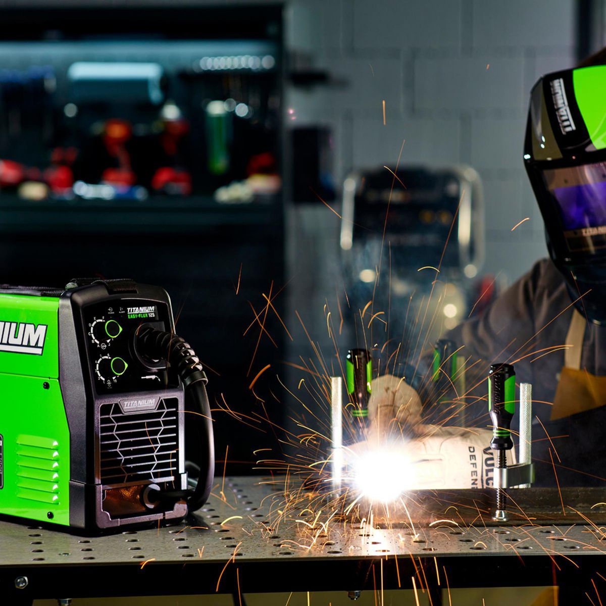 Easy-Flux 125 Amp Welder Q944667