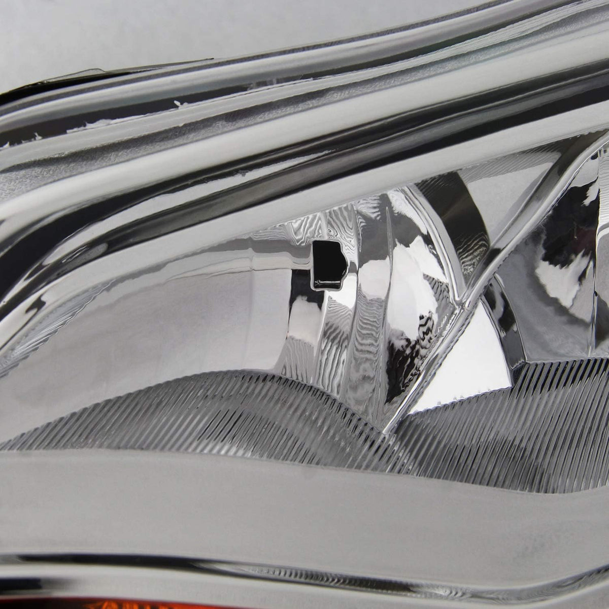 Chrome Trim Halogen Headlights Pair A8918