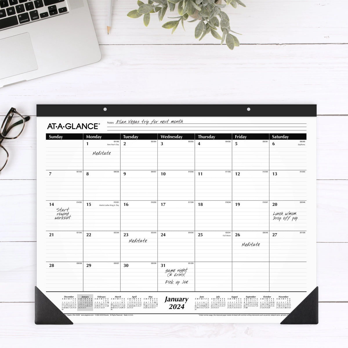 2024 Monthly Desk Pad Calendar 21 3/4 x 17 R34355