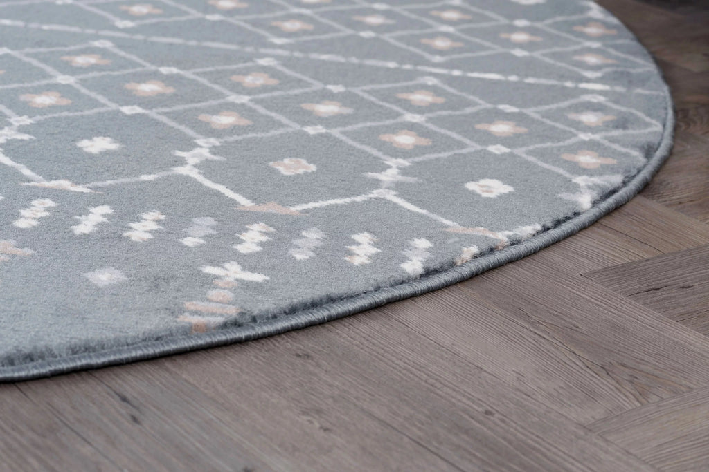 5'3'' x 7'3'' Oval Geometric Dark Gray Cream Area Rug F109870