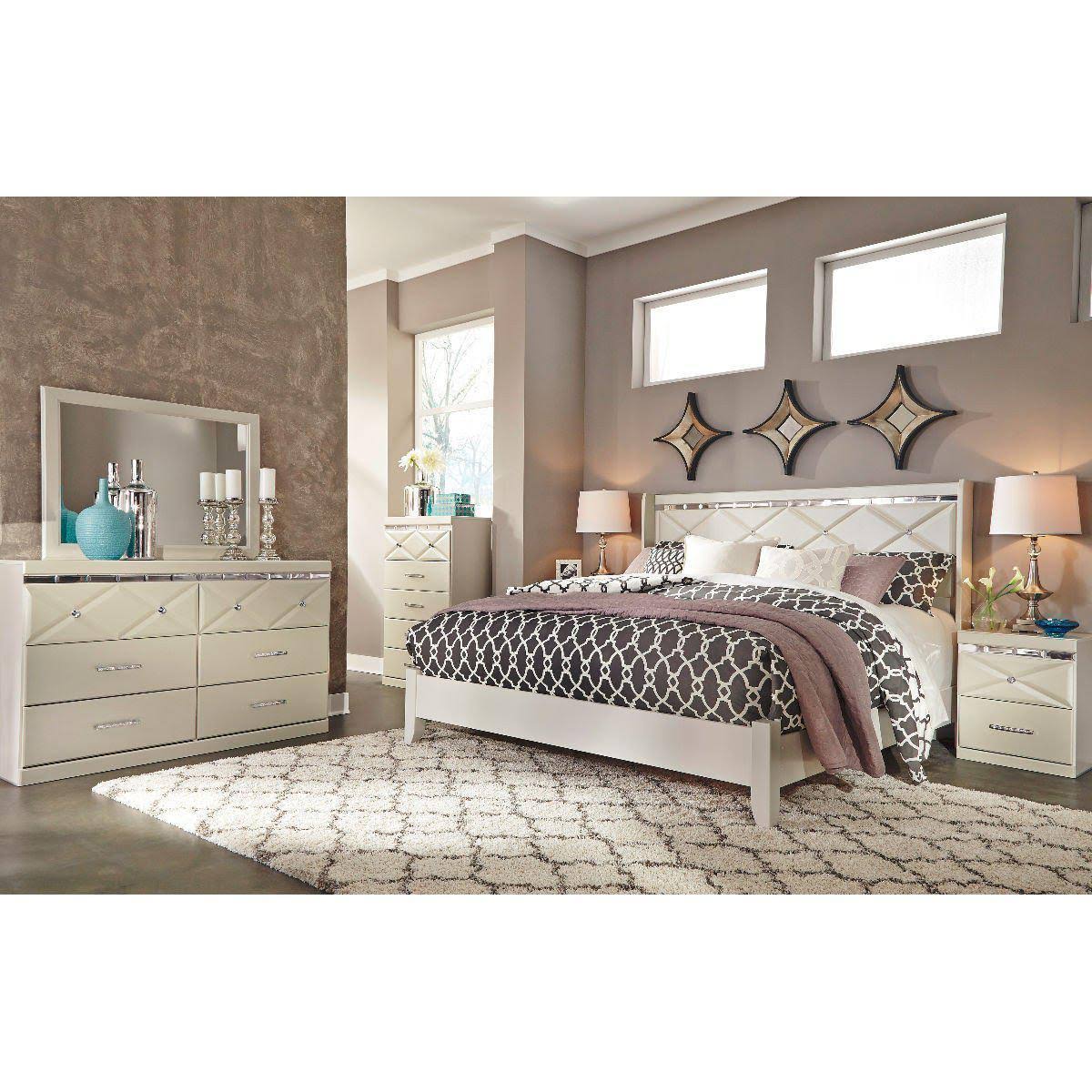 Queen Panel Headboard H610446